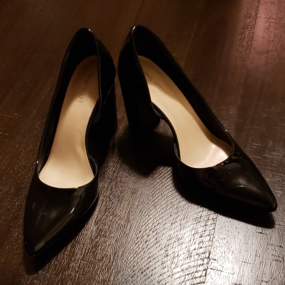 Women Black Nice West Shoes